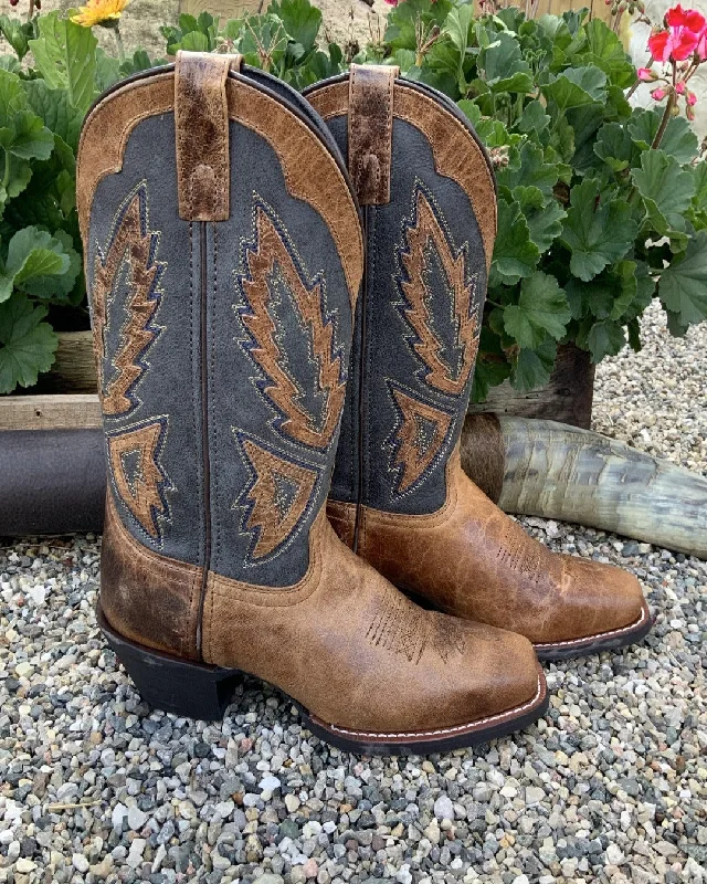 Alligator - print men's cowboy boots for a bold lookLaredo Men's Seaver Cowboy Boots 68328 Alligator - print men's cowboy boots for a bold lookLaredo Men's Seaver Cowboy Boots 68328