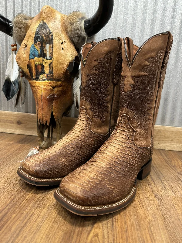 Men's cowboy boots with a scalloped edgeDan Post Men's KA Python Square Toe Cowboy Boots DP4526 Men's cowboy boots with a scalloped edgeDan Post Men's KA Python Square Toe Cowboy Boots DP4526