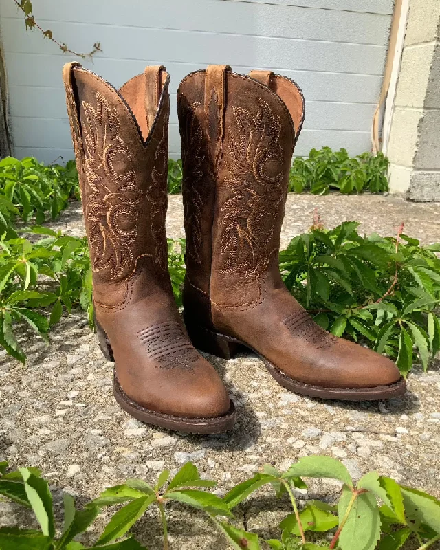 Men's cowboy boots with a heel guardDan Post Men's Rust Cottonwood Round Toe Cowboy Boots DP3388 Men's cowboy boots with a heel guardDan Post Men's Rust Cottonwood Round Toe Cowboy Boots DP3388