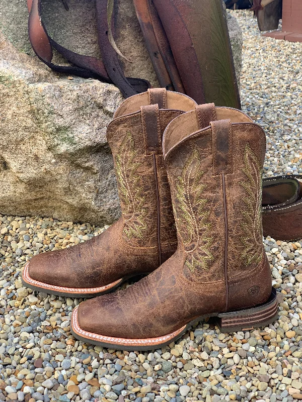 Men's cowboy boots with a spur ledgeAriat Men's Ridin' High Pecan Brown Square Toe Cowboy Boot 10042468 Men's cowboy boots with a spur ledgeAriat Men's Ridin' High Pecan Brown Square Toe Cowboy Boot 10042468