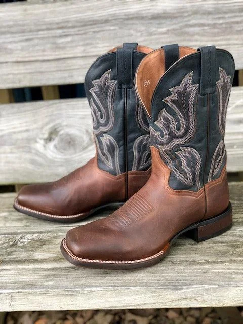 Vintage - style men's cowboy boots with a square toeDan Post Men's Winslow Brown & Dark Blue Square Toe Cowboy Boots DP4556 Vintage - style men's cowboy boots with a square toeDan Post Men's Winslow Brown & Dark Blue Square Toe Cowboy Boots DP4556