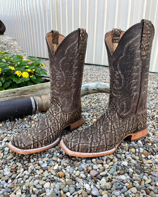 Men's cowboy boots with a heel guardDurango Men's Arena Pro Rustic Tobacco Cowboy Square Toe Boots DDB0414 Men's cowboy boots with a heel guardDurango Men's Arena Pro Rustic Tobacco Cowboy Square Toe Boots DDB0414