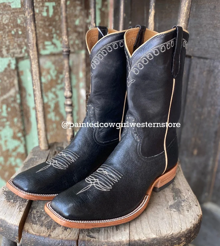 Men's cowboy boots with a distressed leather finishRios of Mercedes Men's Black Smooth Ostrich Western Boot R9004 Men's cowboy boots with a distressed leather finishRios of Mercedes Men's Black Smooth Ostrich Western Boot R9004