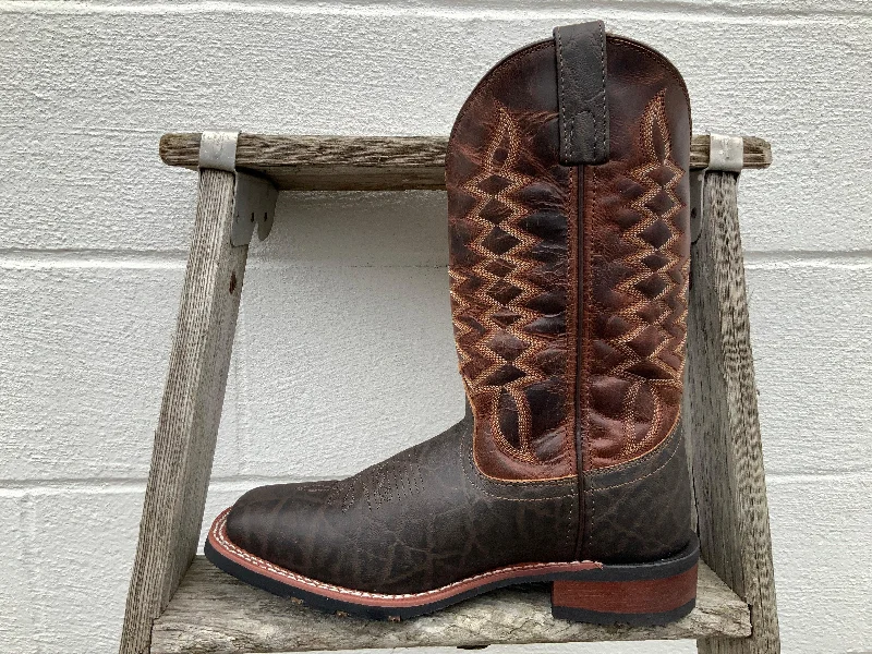 Men's cowboy boots in a dark brown leatherLaredo Men's Dillon Brown Square Toe Cowboy Boots 7855 Men's cowboy boots in a dark brown leatherLaredo Men's Dillon Brown Square Toe Cowboy Boots 7855