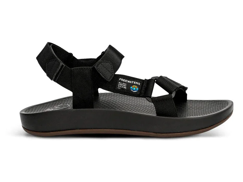 Men's sandals with a cushioned footbedMen's sandals with a cushioned footbedFreewaters Cloud 9 Sport - Mens Sandal Men's sandals with a cushioned footbedMen's sandals with a cushioned footbedFreewaters Cloud 9 Sport - Mens Sandal