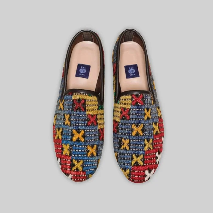 Men's loafers with a moc - toe designMen's Kilim Loafer Size 15