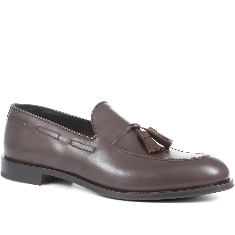 Men's loafers with a stretchy side panel for a better fitCannon Street Handmade Men's Loafers - CANNONSTREET / 319 292 Men's loafers with a stretchy side panel for a better fitCannon Street Handmade Men's Loafers - CANNONSTREET / 319 292