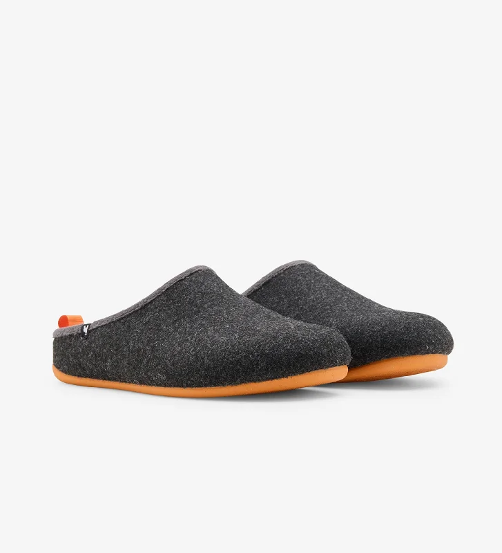 Men's loafers with a memory foam insoleBorj eco felt mule slippers, contrast rubber soles Men's loafers with a memory foam insoleBorj eco felt mule slippers, contrast rubber soles