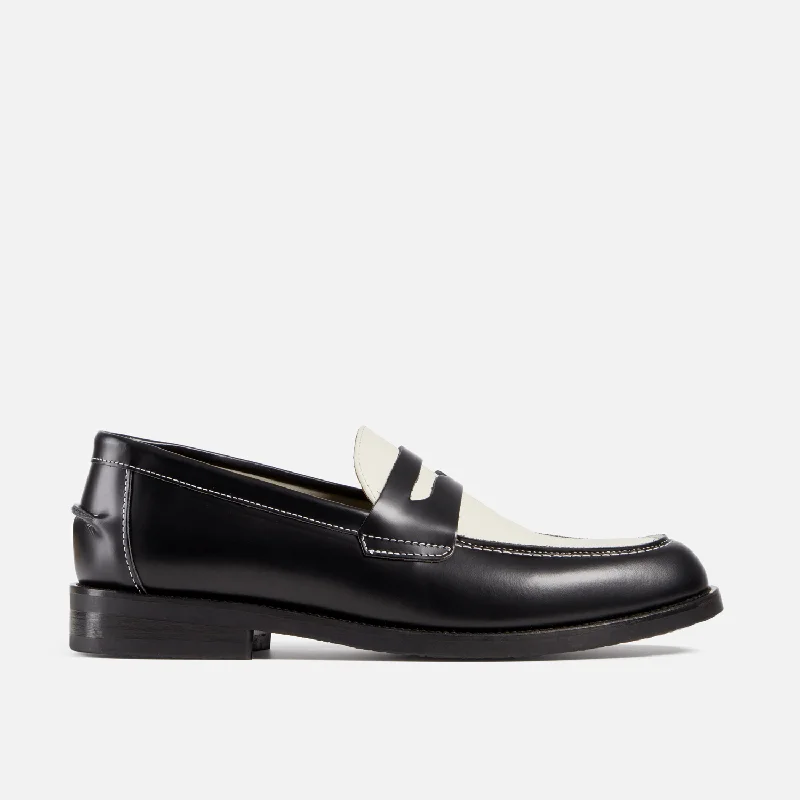 Men's loafers with a leather lacing systemWilde Black + White Penny Loafer - Men's