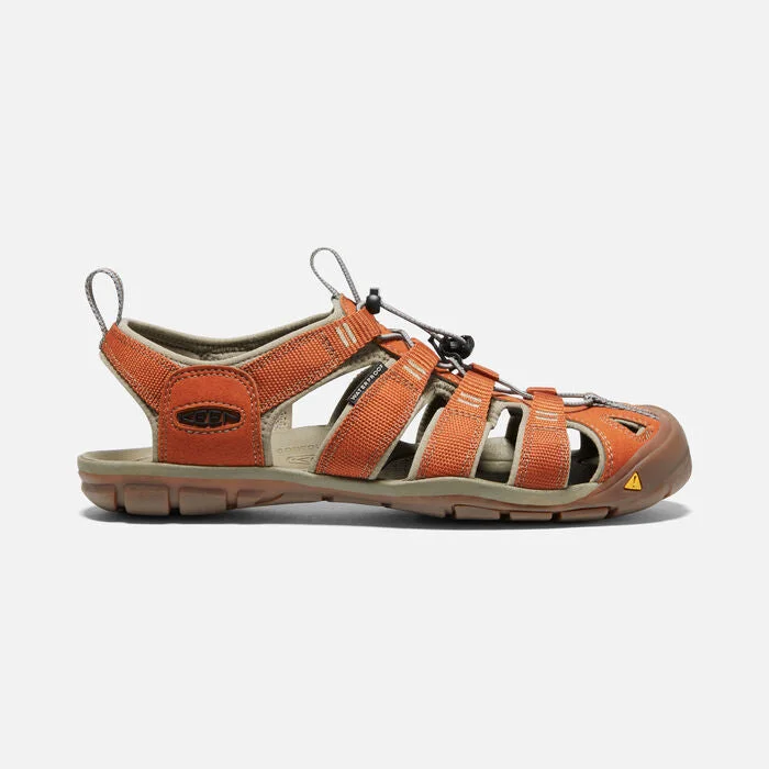 Men's sandals with a contrast stitching detailMen's sandals with a contrast stitching detailMen's Clearwater CNX Style #1008660 I Keen Footwear Men's sandals with a contrast stitching detailMen's sandals with a contrast stitching detailMen's Clearwater CNX Style #1008660 I Keen Footwear