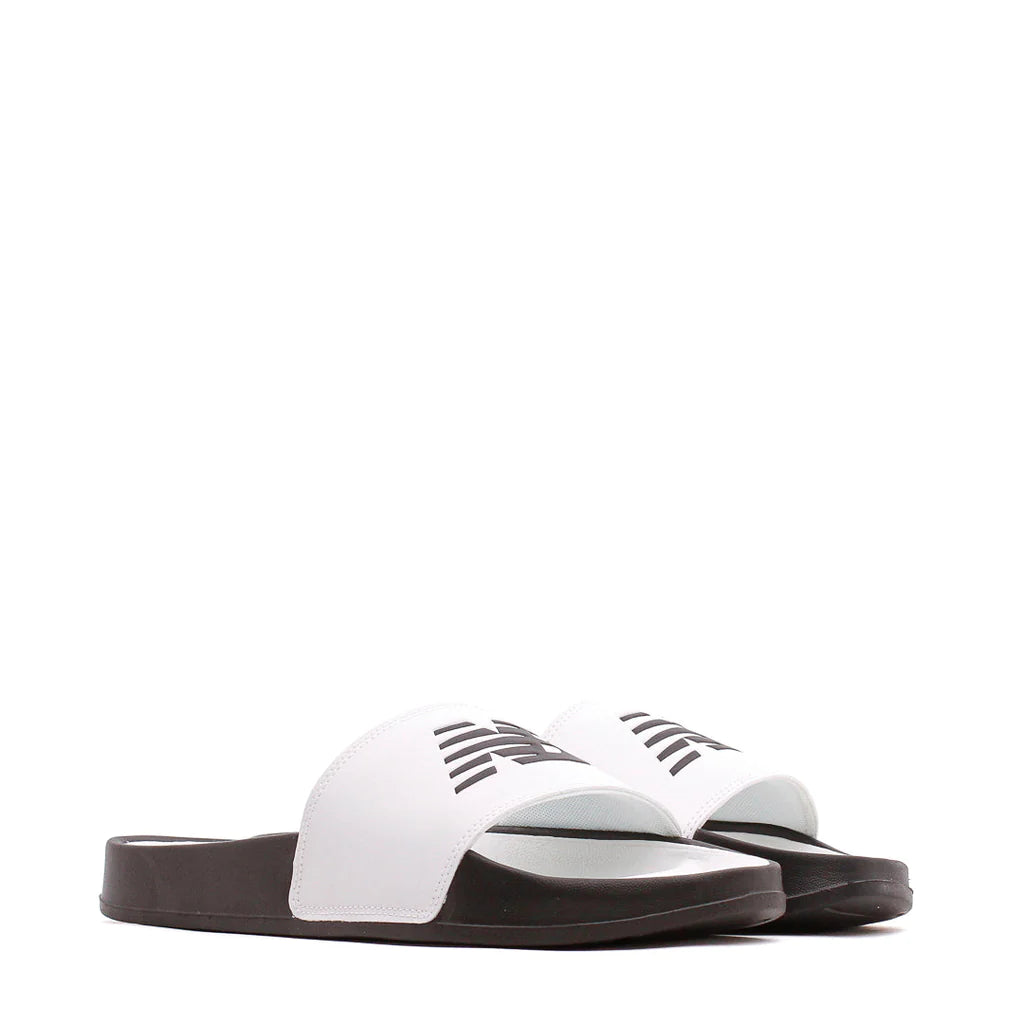 Men's sandals with a decorative buckle or charmMen's sandals with a decorative buckle or charmDynaSoft 200v2 White/Black Men's sandals with a decorative buckle or charmMen's sandals with a decorative buckle or charmDynaSoft 200v2 White/Black
