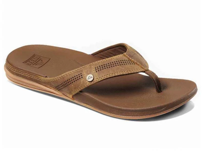 Men's sandals with a perforated leather upper for ventilationMen's sandals with a perforated leather upper for ventilationReef Cushion Lux - Men's Sandal Men's sandals with a perforated leather upper for ventilationMen's sandals with a perforated leather upper for ventilationReef Cushion Lux - Men's Sandal