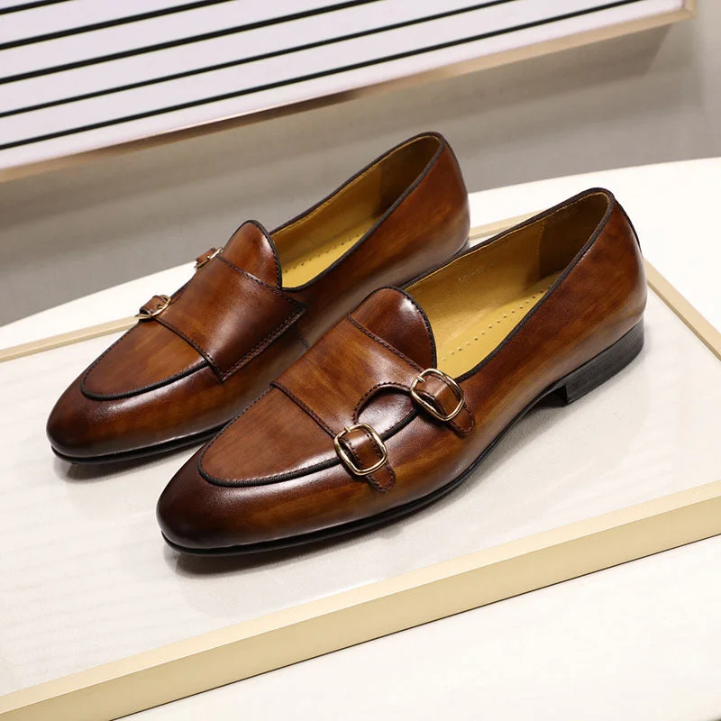 Men's loafers with a low - heeled designMen Casual Buckles Retro Leather Loafers