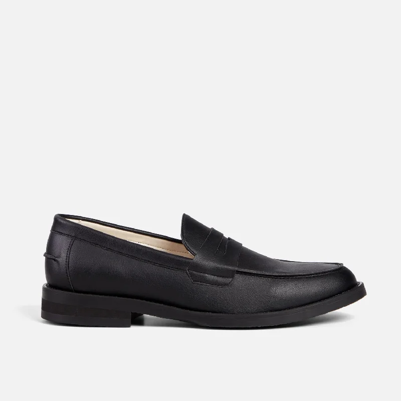 Men's loafers with a flexible sole for easy movementWilde Black Vegan Penny Loafer - Men's
