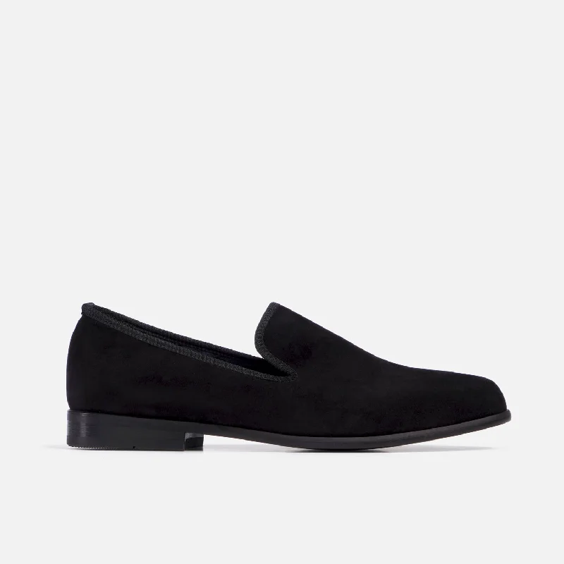 Men's loafers with a perforated leather upper for ventilationDuke Bowler Black Loafer - Men's