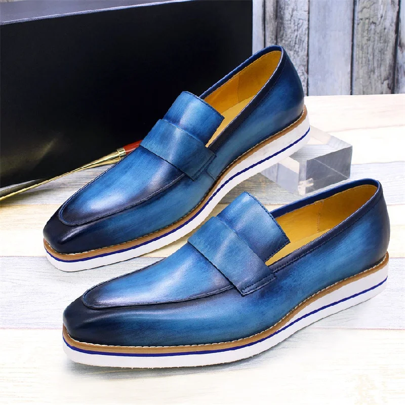 Slip - on men's loafers for easy wearMen Casual Leather Flat Retro Loafers