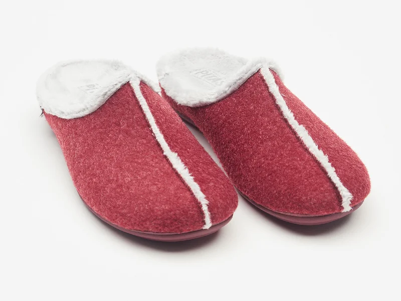 Men's loafers with a cushioned footbedWomen's red felt and faux fur mule slippers