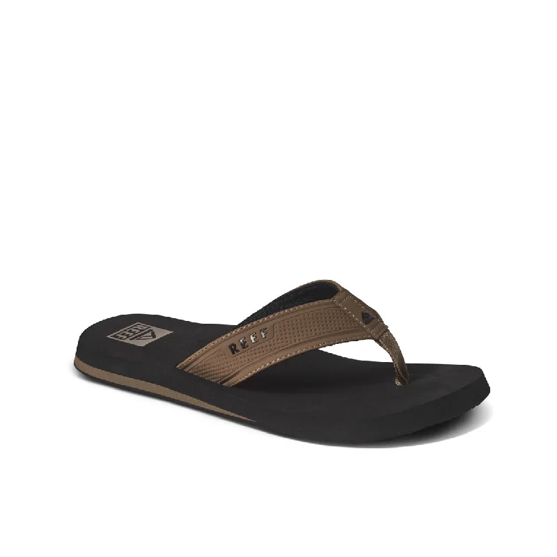 Men's sandals with a rubber sole for tractionMen's sandals with a rubber sole for tractionMens Layback - Black / Tan Men's sandals with a rubber sole for tractionMen's sandals with a rubber sole for tractionMens Layback - Black / Tan