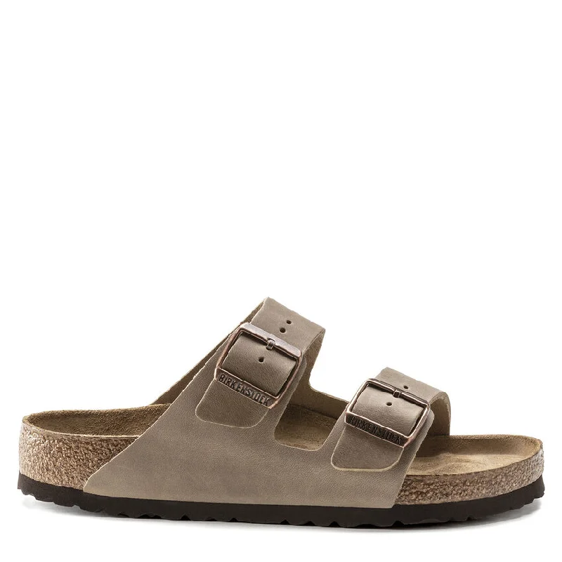 Men's sandals with a flexible sole for easy movementMen's sandals with a flexible sole for easy movementMEN'S ARIZONA SOFT FOOTBED Men's sandals with a flexible sole for easy movementMen's sandals with a flexible sole for easy movementMEN'S ARIZONA SOFT FOOTBED