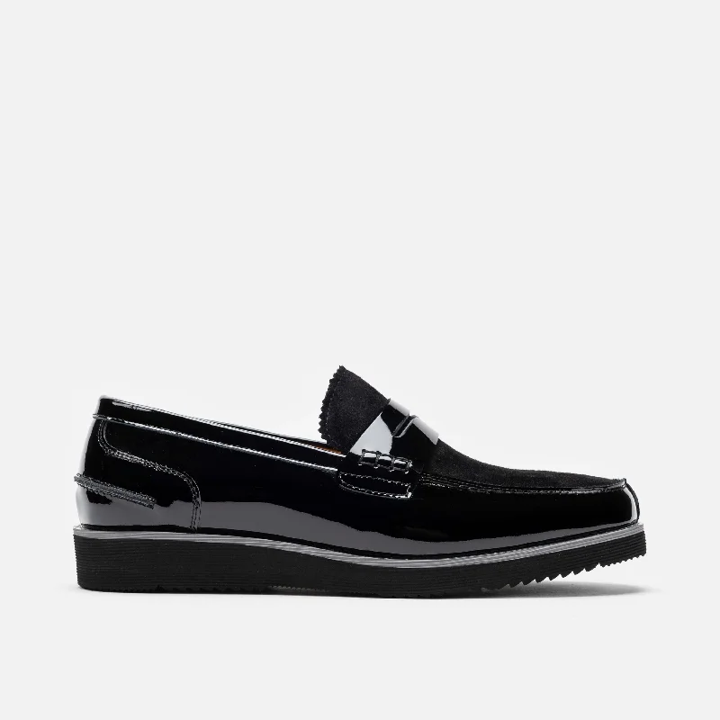 Men's loafers with a smooth leather finishAbe Black Patent Leather Penny Loafers