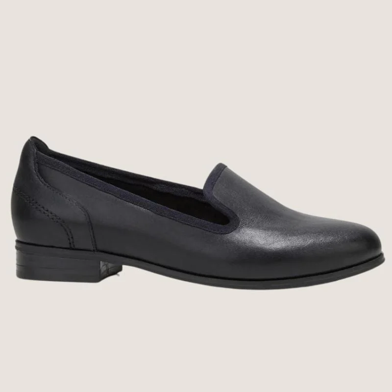 Men's loafers with a stretchy side panel for a better fitHush Puppies The Albert Loafer
