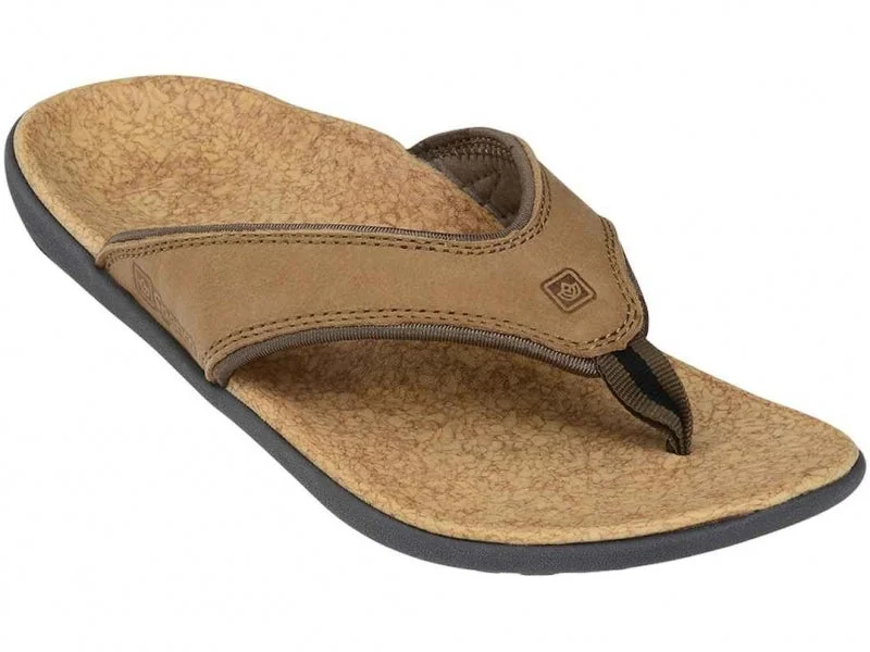 Men's sandals with a perforated leather upper for ventilationMen's sandals with a perforated leather upper for ventilationSpenco Yumi Leather - Men's Sandal Men's sandals with a perforated leather upper for ventilationMen's sandals with a perforated leather upper for ventilationSpenco Yumi Leather - Men's Sandal