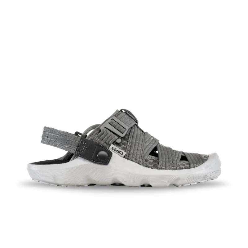 Men's sandals with a contrast stitching detailMen's sandals with a contrast stitching detailOboz Men's Whakata Trail - Hazy Gray Men's sandals with a contrast stitching detailMen's sandals with a contrast stitching detailOboz Men's Whakata Trail - Hazy Gray