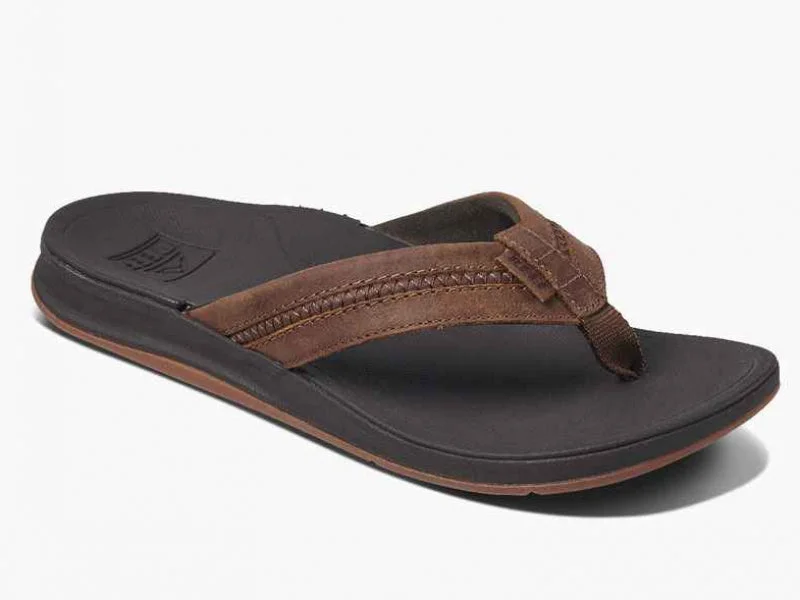 Men's sandals with a cushioned footbedMen's sandals with a cushioned footbedReef Leather Ortho Coast - Men's Sandal Men's sandals with a cushioned footbedMen's sandals with a cushioned footbedReef Leather Ortho Coast - Men's Sandal