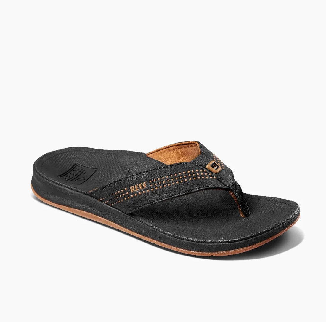 Men's sandals with a contrast stitching detailMen's sandals with a contrast stitching detailReef Ortho Seas Men's Sandal - Black Men's sandals with a contrast stitching detailMen's sandals with a contrast stitching detailReef Ortho Seas Men's Sandal - Black