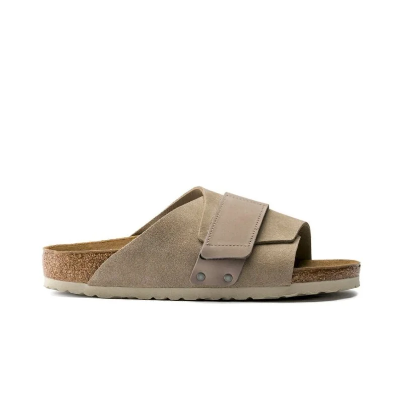 Men's sandals with a contrast stitching detailMen's sandals with a contrast stitching detailBirkenstock Kyoto - Taupe Suede Men's sandals with a contrast stitching detailMen's sandals with a contrast stitching detailBirkenstock Kyoto - Taupe Suede