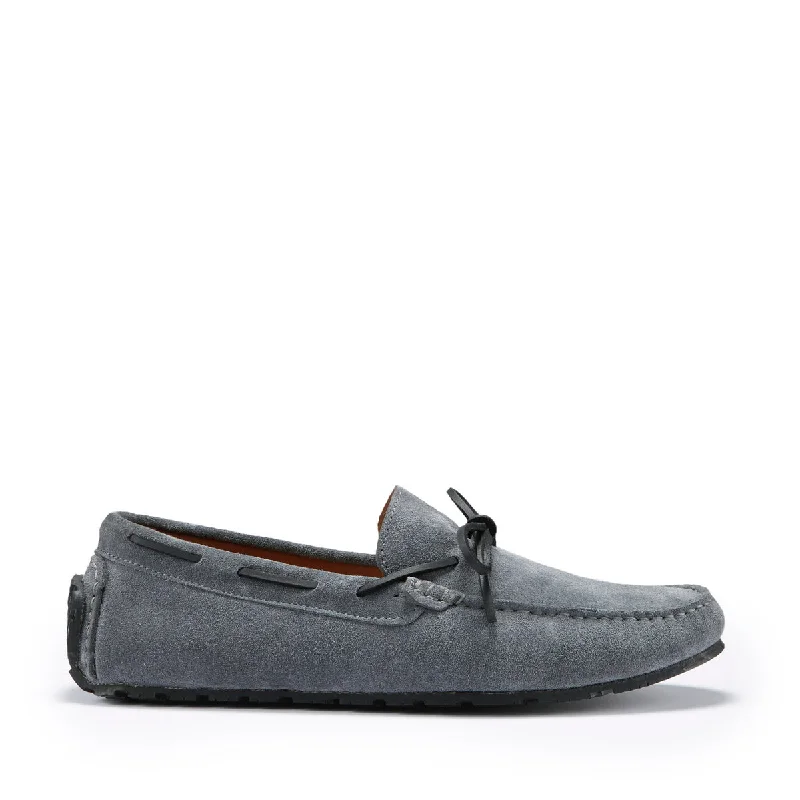 Men's leather loafers with a penny slotTyre Sole Laced Driving Loafers, slate grey suede
