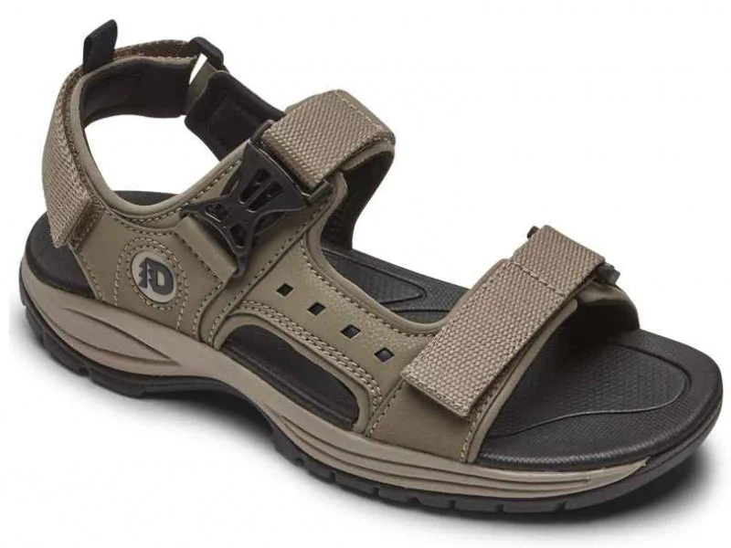 Men's sandals with a rubber sole for tractionMen's sandals with a rubber sole for tractionDunham Nolan WF - Men's Sandal Men's sandals with a rubber sole for tractionMen's sandals with a rubber sole for tractionDunham Nolan WF - Men's Sandal