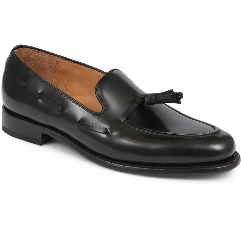 Men's loafers with a pointed toe for a stylish appearanceUtah1 Loake Leather Tassel Loafers - UTAH1 / 324 999 Men's loafers with a pointed toe for a stylish appearanceUtah1 Loake Leather Tassel Loafers - UTAH1 / 324 999