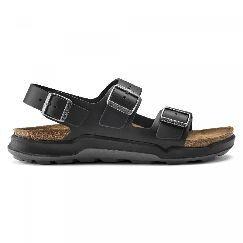 Men's sandals with a contrast stitching detailMen's sandals with a contrast stitching detailMilano Rugged Men's sandals with a contrast stitching detailMen's sandals with a contrast stitching detailMilano Rugged