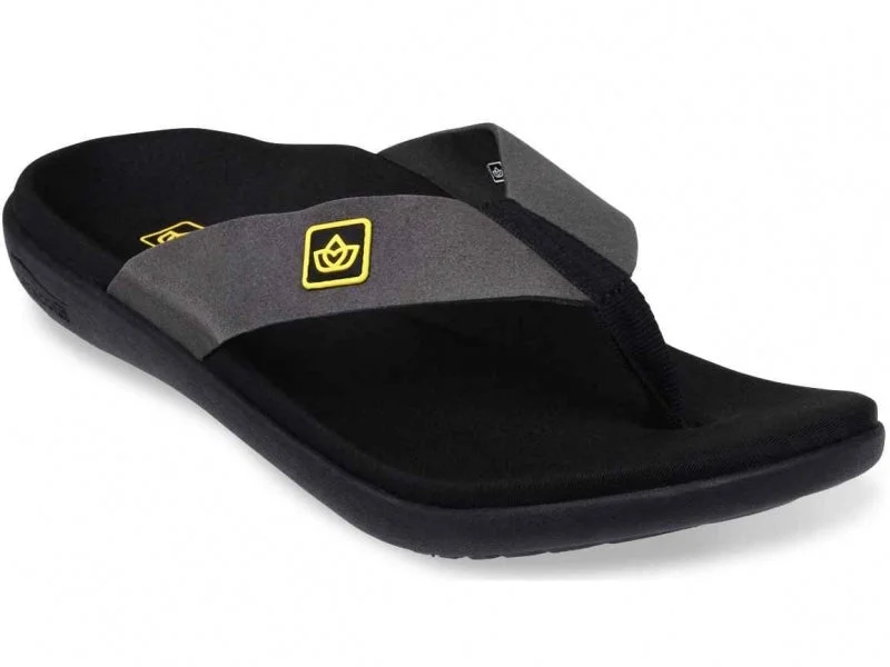 Men's sandals with a contrast stitching detailMen's sandals with a contrast stitching detailSpenco Pure - Men's Sandal Men's sandals with a contrast stitching detailMen's sandals with a contrast stitching detailSpenco Pure - Men's Sandal