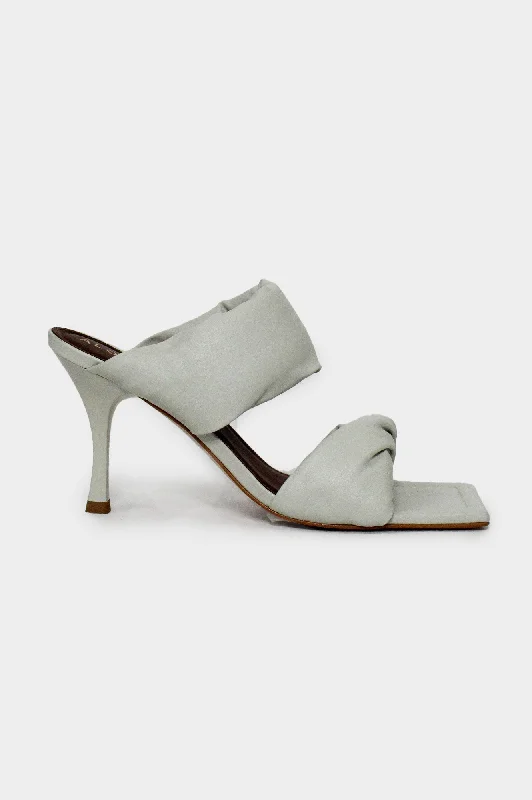 Men's sandals with a stretchy strap for a better fit Men's sandals with a stretchy strap for a better fit Twist Strap Sandals | Off White Men's sandals with a stretchy strap for a better fit Men's sandals with a stretchy strap for a better fit Twist Strap Sandals | Off White