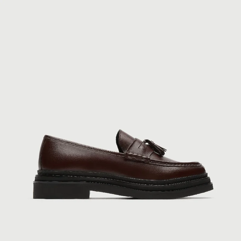 Men's leather loafers with a penny slot Men's leather loafers with a penny slot Brooklyn Tassel Loafer