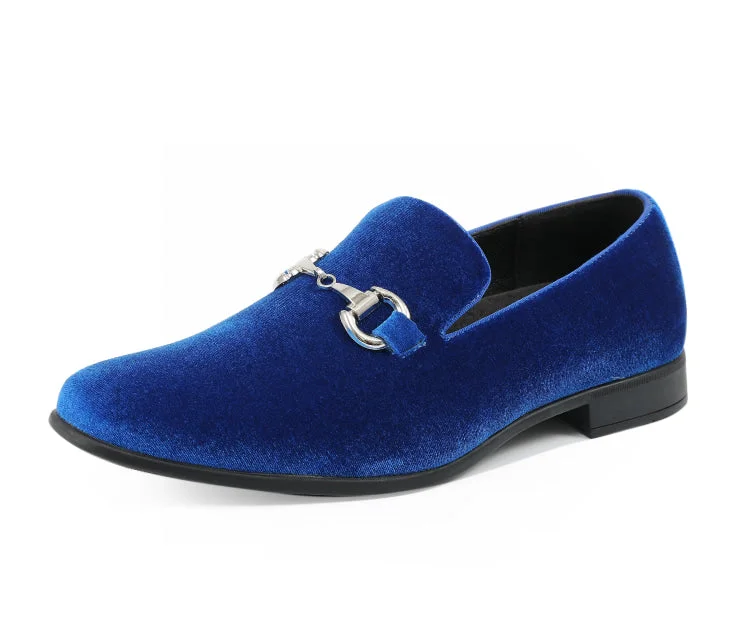Men's loafers with a perforated leather upper for ventilation Men's loafers with a perforated leather upper for ventilation Brad Royal Men's loafers with a perforated leather upper for ventilation Men's loafers with a perforated leather upper for ventilation Brad Royal