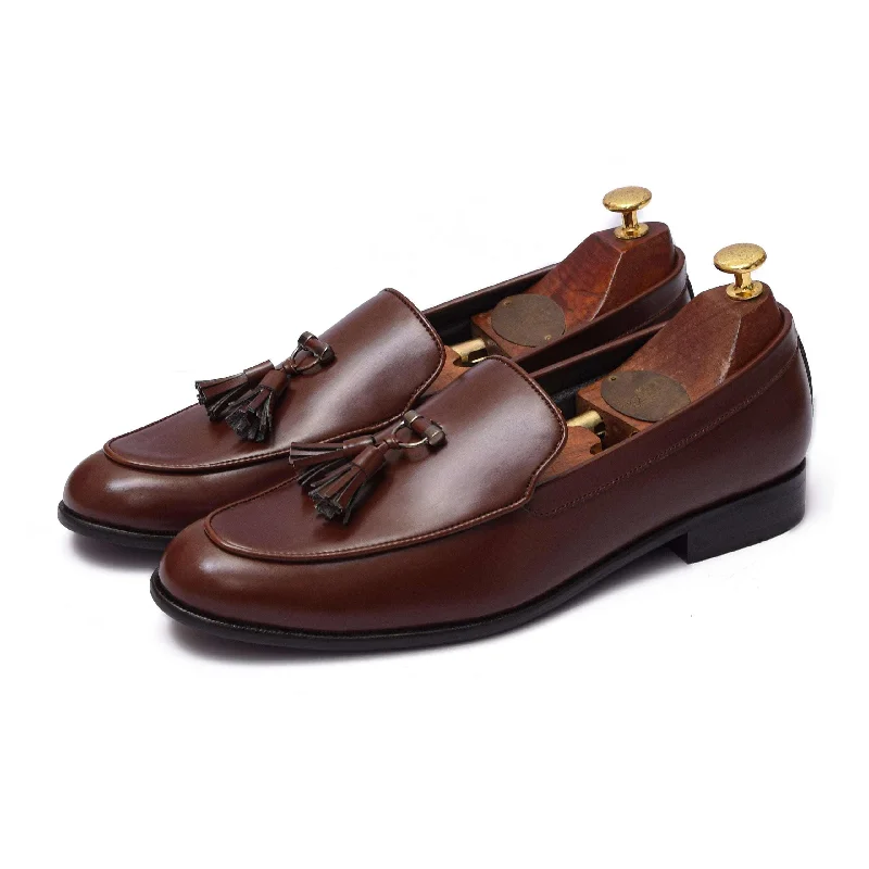 Men's loafers with a removable insole for cleaning Men's loafers with a removable insole for cleaning RHINO | TAN METAL TASSEL SLIP-ON Men's loafers with a removable insole for cleaning Men's loafers with a removable insole for cleaning RHINO | TAN METAL TASSEL SLIP-ON