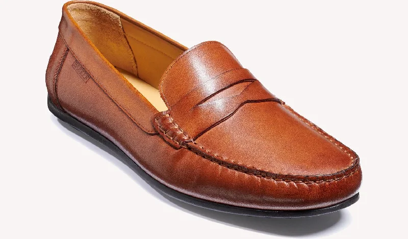 Men's loafers with a tassel front for a classic look Men's loafers with a tassel front for a classic look Barker Jamie Loafers Shoe - Cedar Hand Painted Men's loafers with a tassel front for a classic look Men's loafers with a tassel front for a classic look Barker Jamie Loafers Shoe - Cedar Hand Painted