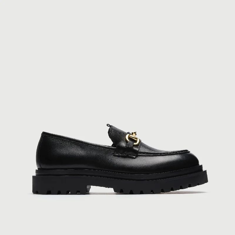 Men's loafers with a tassel front for a classic look Men's loafers with a tassel front for a classic look Sully Trim Loafer Men's loafers with a tassel front for a classic look Men's loafers with a tassel front for a classic look Sully Trim Loafer