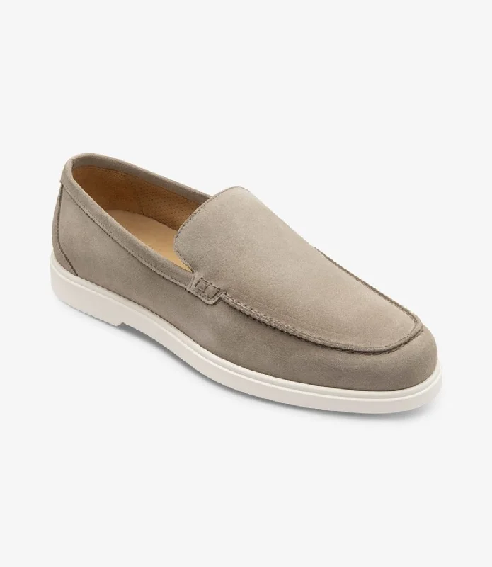 Men's loafers with a low - heeled design Men's loafers with a low - heeled design LOAKE Tuscany - Suede Loafers - Stone Men's loafers with a low - heeled design Men's loafers with a low - heeled design LOAKE Tuscany - Suede Loafers - Stone