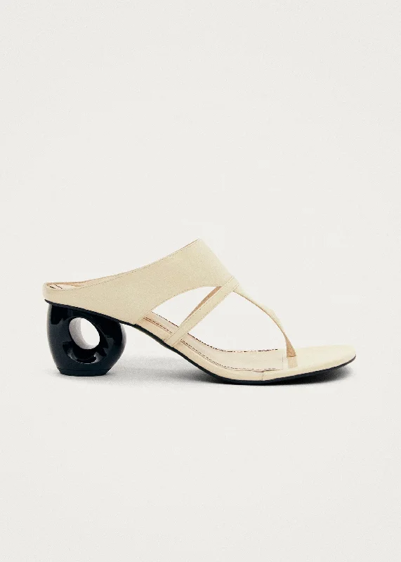 Men's sandals with a perforated leather upper for ventilation Men's sandals with a perforated leather upper for ventilation Dystaria Onix White Leather Sandals