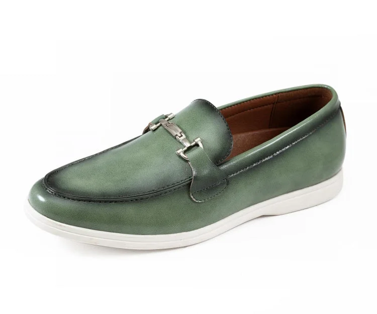 Men's loafers with a tassel front for a classic look Men's loafers with a tassel front for a classic look Cahill Green Men's loafers with a tassel front for a classic look Men's loafers with a tassel front for a classic look Cahill Green