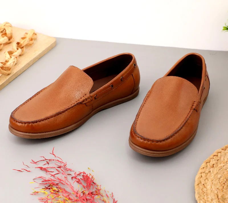 Men's loafers with a perforated leather upper for ventilation Men's loafers with a perforated leather upper for ventilation Ezok Leather Casual Shoes For Men Men's loafers with a perforated leather upper for ventilation Men's loafers with a perforated leather upper for ventilation Ezok Leather Casual Shoes For Men