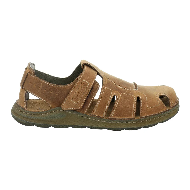 Men's sandals with a cushioned footbed Men's sandals with a cushioned footbed Josef Seibel 27101 Maverick 01 Brown Men's sandals with a cushioned footbed Men's sandals with a cushioned footbed Josef Seibel 27101 Maverick 01 Brown