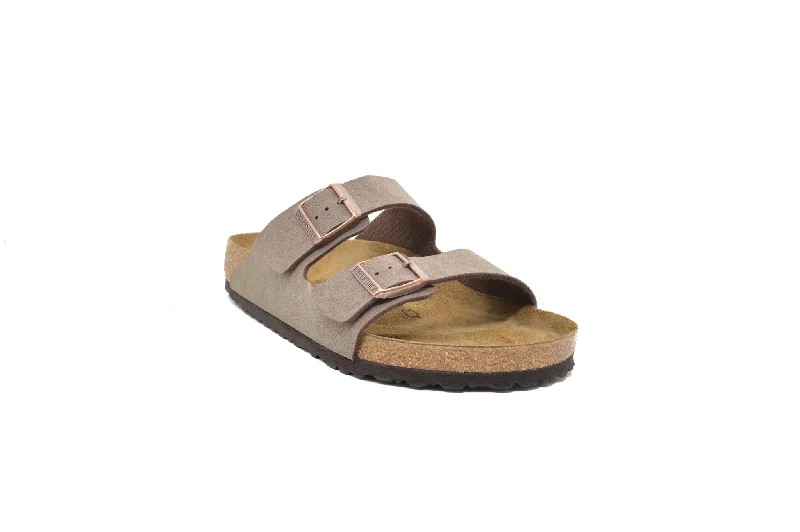 Men's sandals with a buckle closure Men's sandals with a buckle closure BIRKENSTOCK Arizona Birkibuc +42 Men's sandals with a buckle closure Men's sandals with a buckle closure BIRKENSTOCK Arizona Birkibuc +42