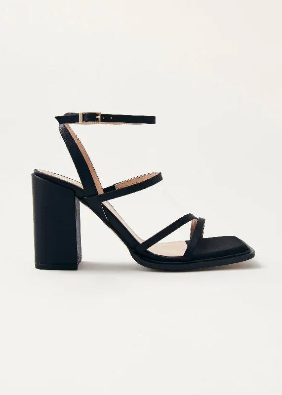 Men's sandals with a perforated leather upper for ventilation Men's sandals with a perforated leather upper for ventilation Alexa Silky Black Sandals Men's sandals with a perforated leather upper for ventilation Men's sandals with a perforated leather upper for ventilation Alexa Silky Black Sandals