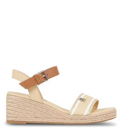 Men's sandals with a cushioned footbed Men's sandals with a cushioned footbed TOMMY HILFIGER WEDGE SANDAL CAMEL