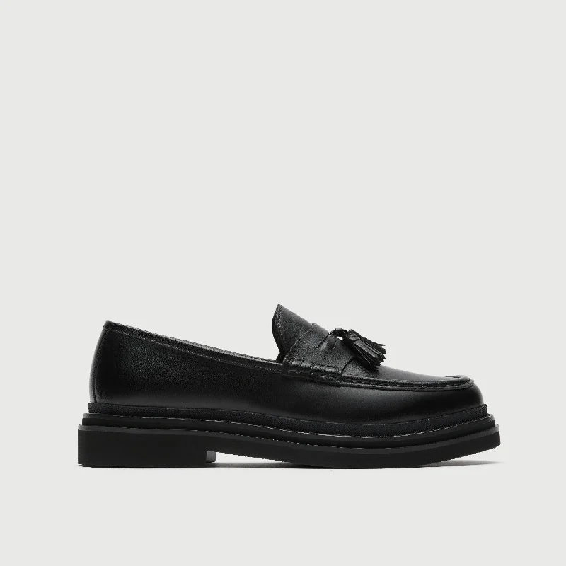 Men's loafers with a cushioned footbed Men's loafers with a cushioned footbed Brooklyn Tassel Loafer Men's loafers with a cushioned footbed Men's loafers with a cushioned footbed Brooklyn Tassel Loafer